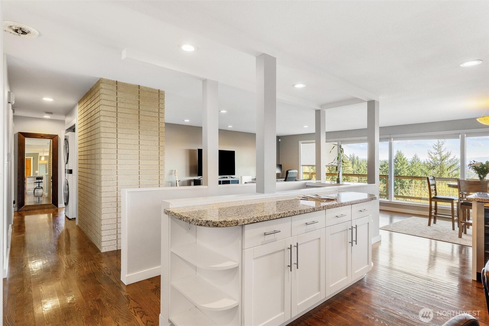 11401 SE 326th Place
