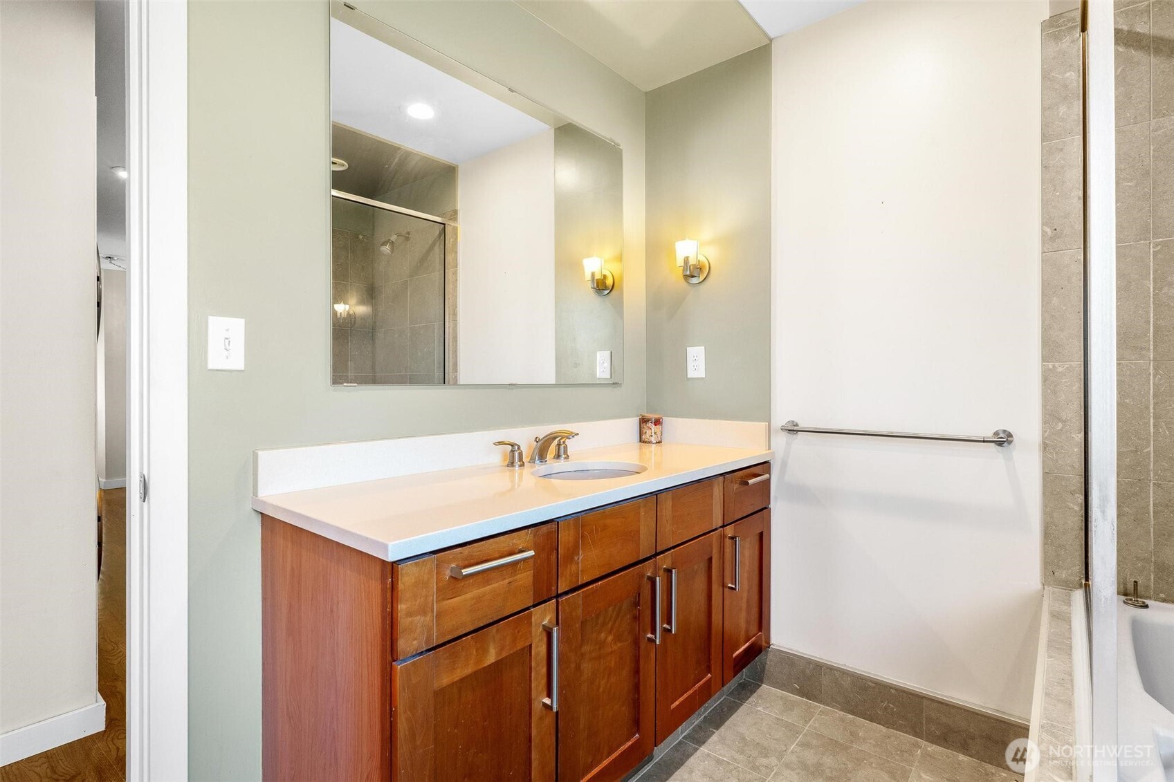 11401 SE 326th Place