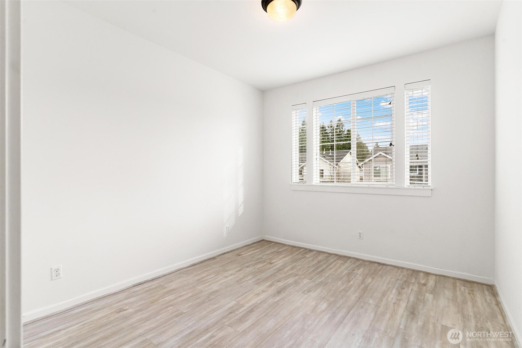 24015 221st Lane SE