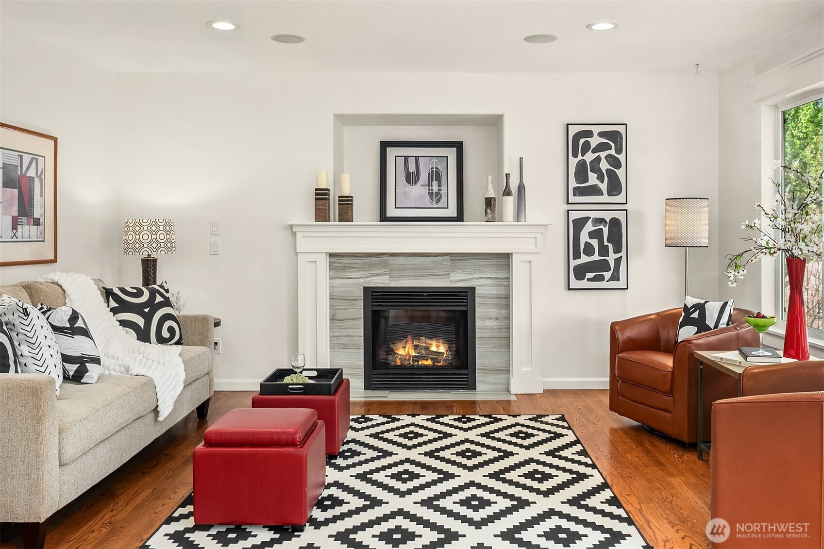 5709 NE 3rd Place