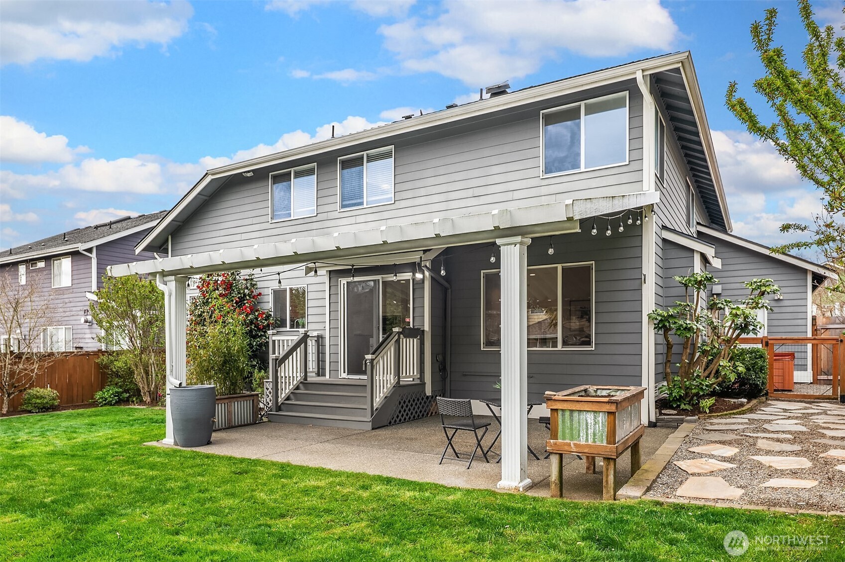 5709 NE 3rd Place