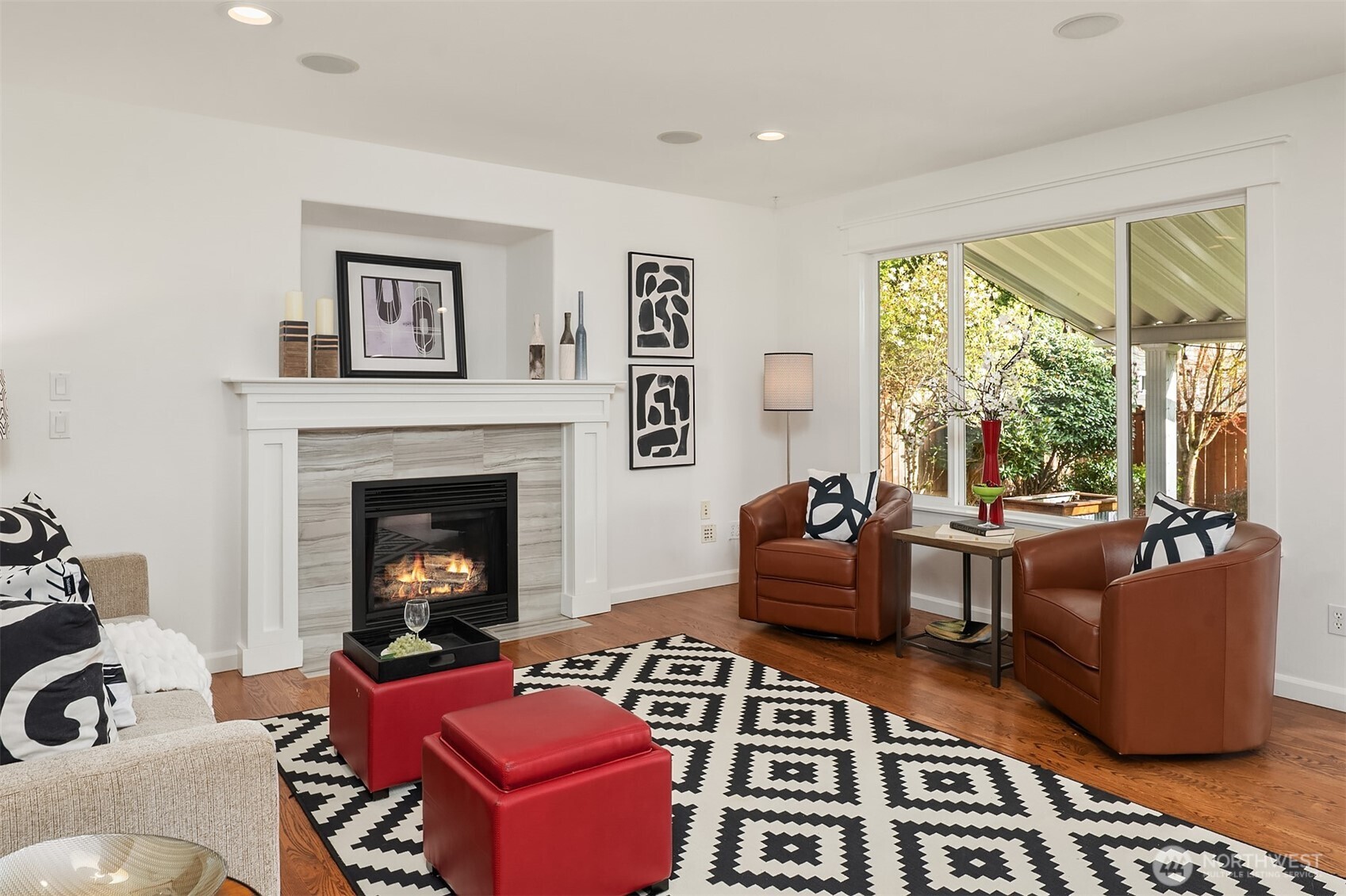 5709 NE 3rd Place