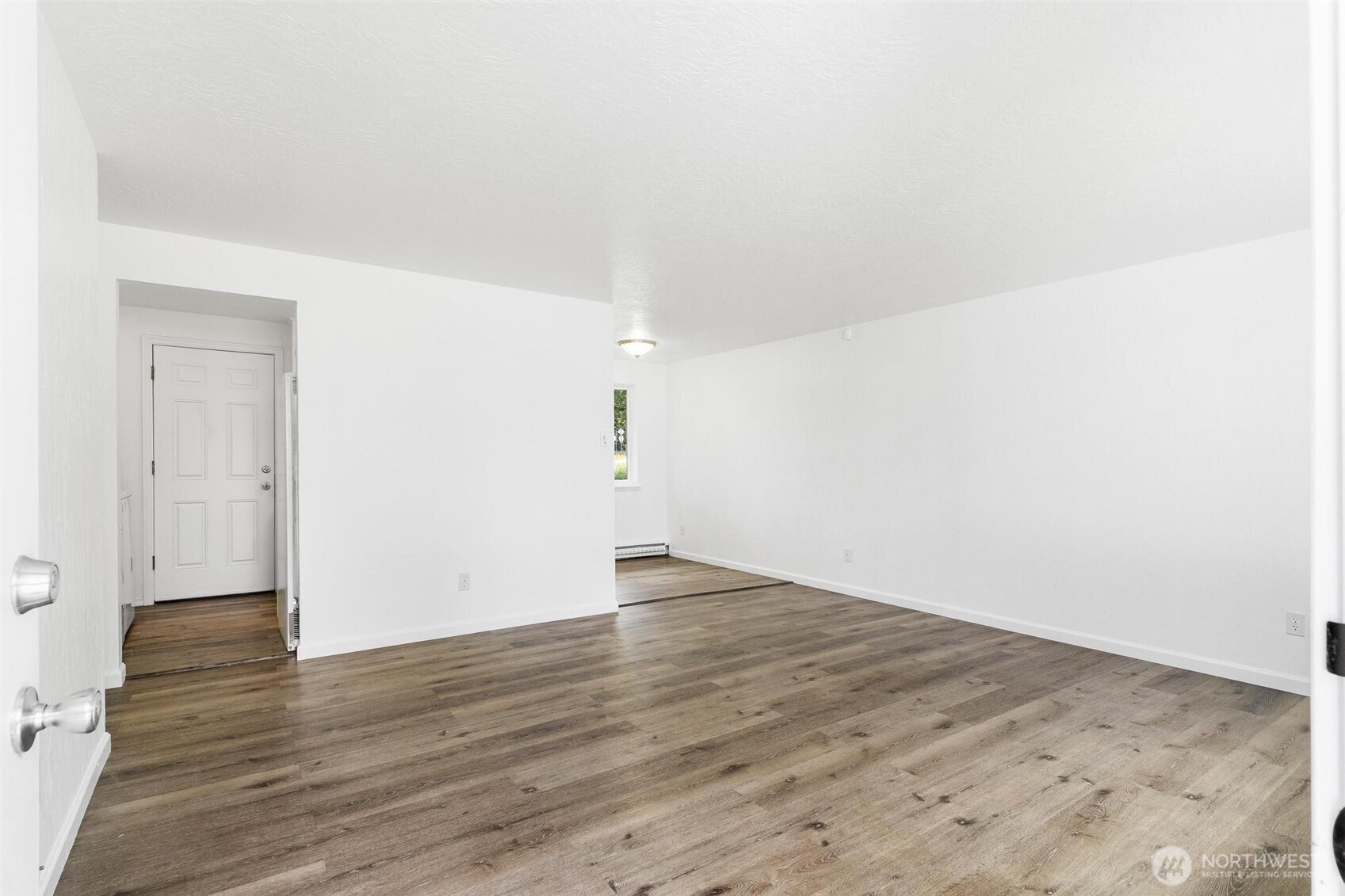 9221 -9223 North Lake Drive SW