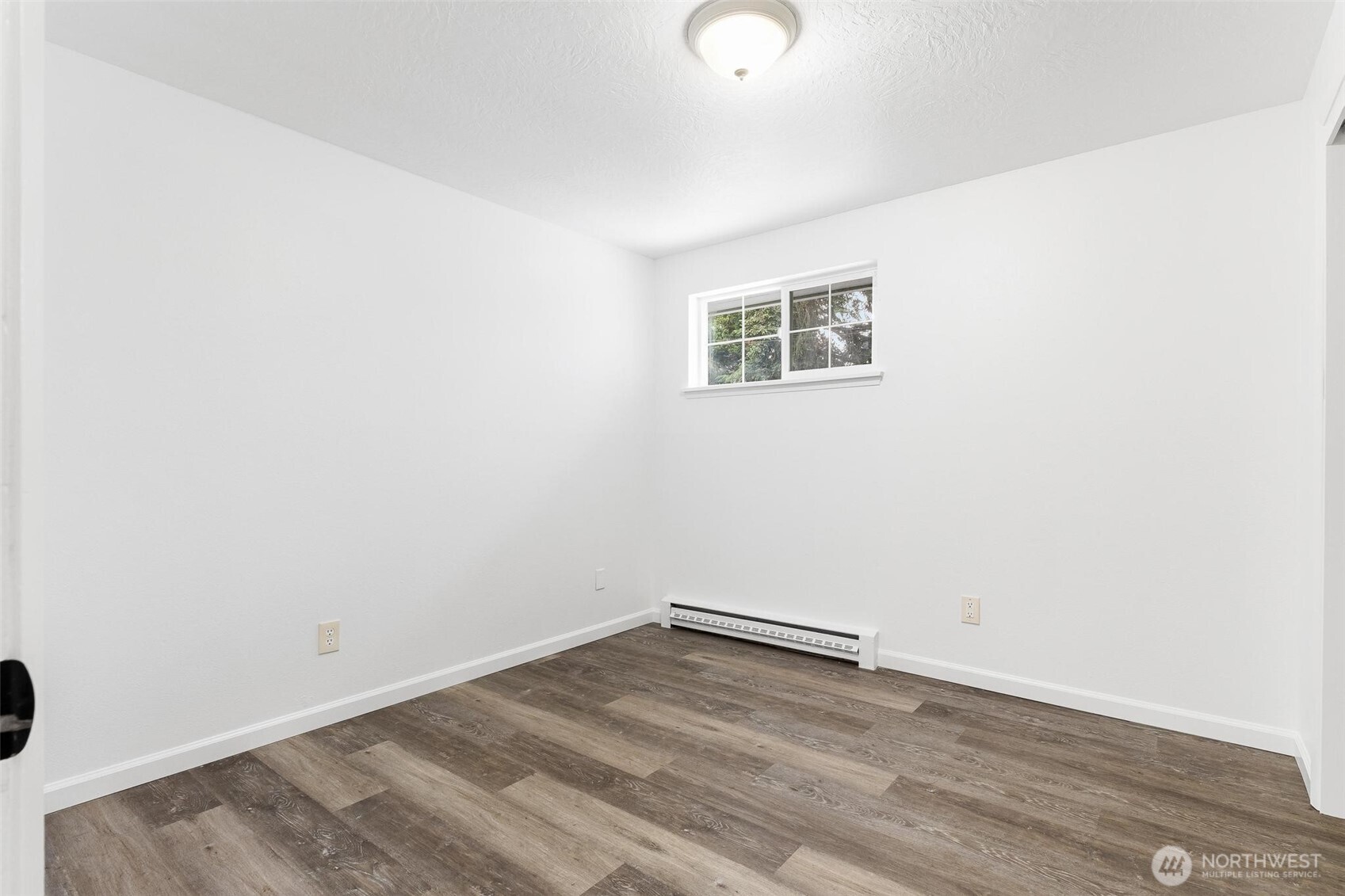 9221 -9223 North Lake Drive SW