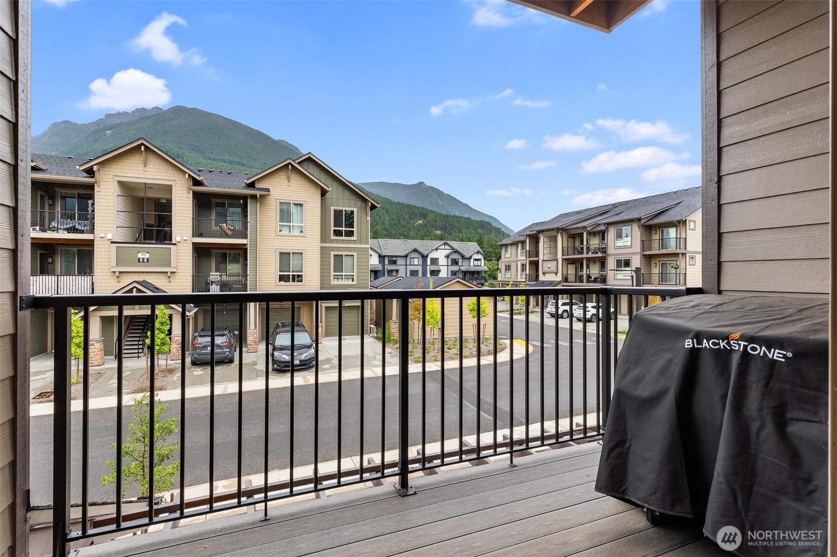 1845 SE 12th Place Unit: H-204