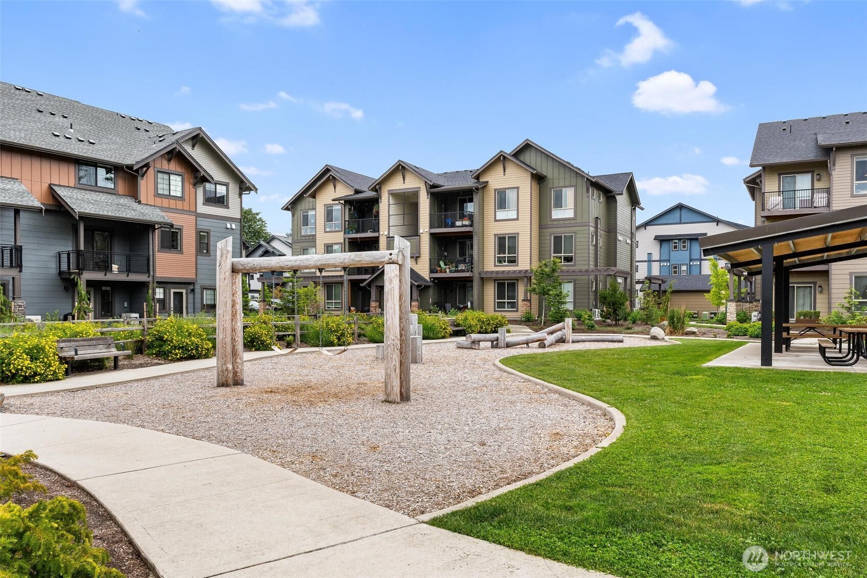1845 SE 12th Place Unit: H-204