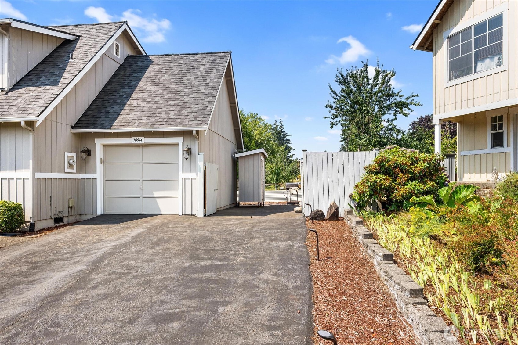 10914 SE 169th Place