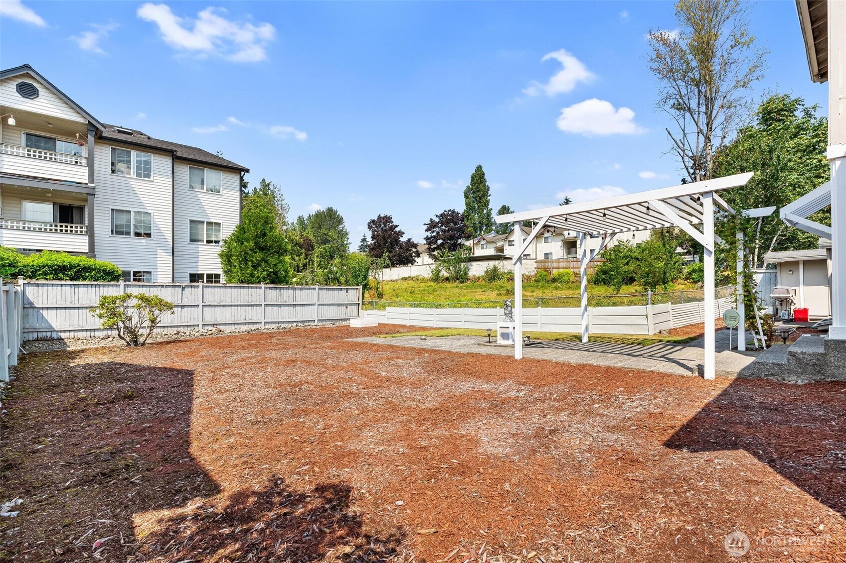 10914 SE 169th Place