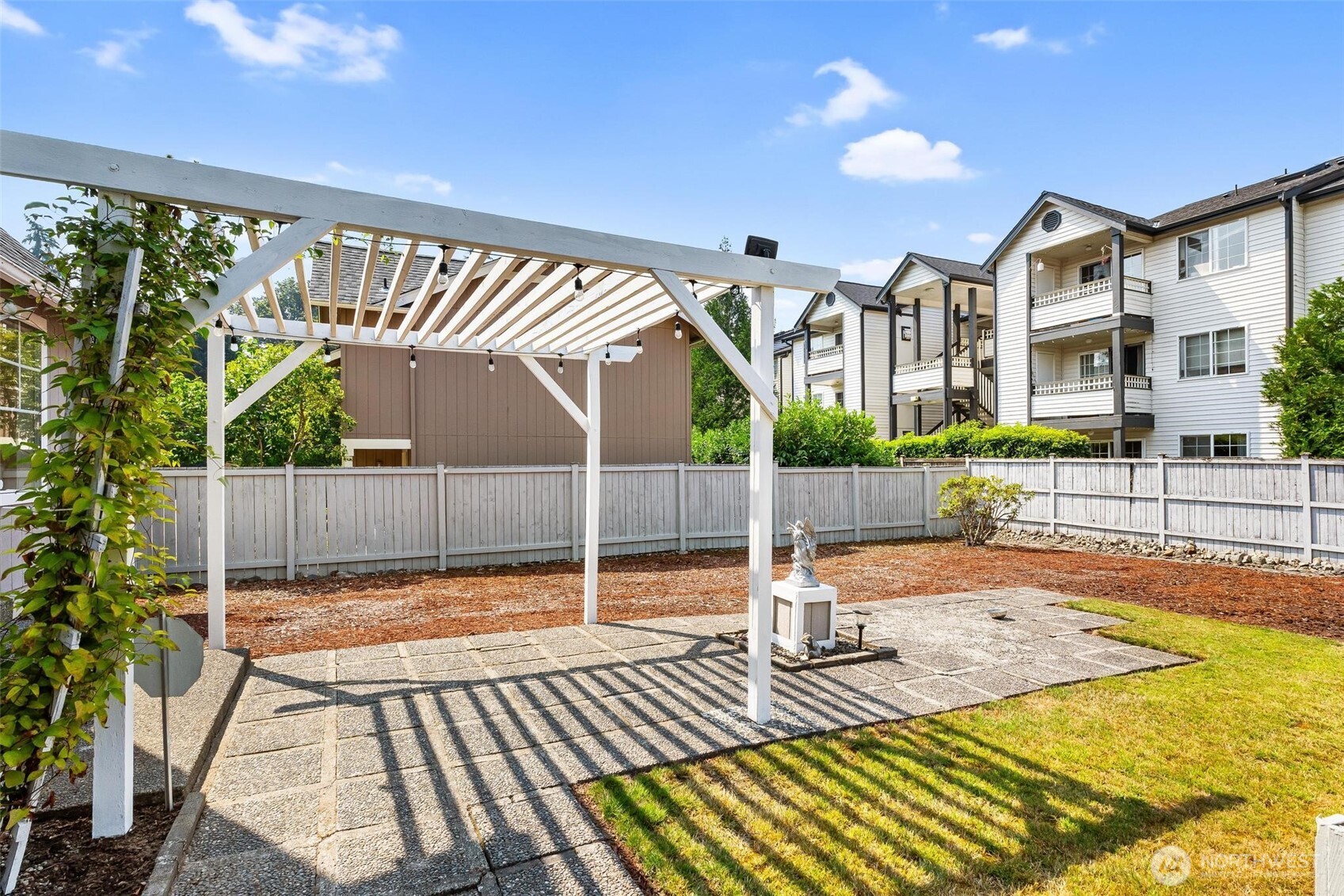 10914 SE 169th Place