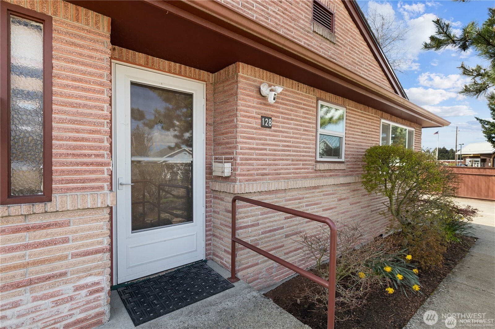 128 14th Street SE