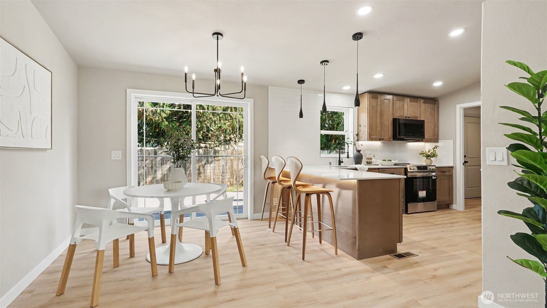 1904 Trilium Lane