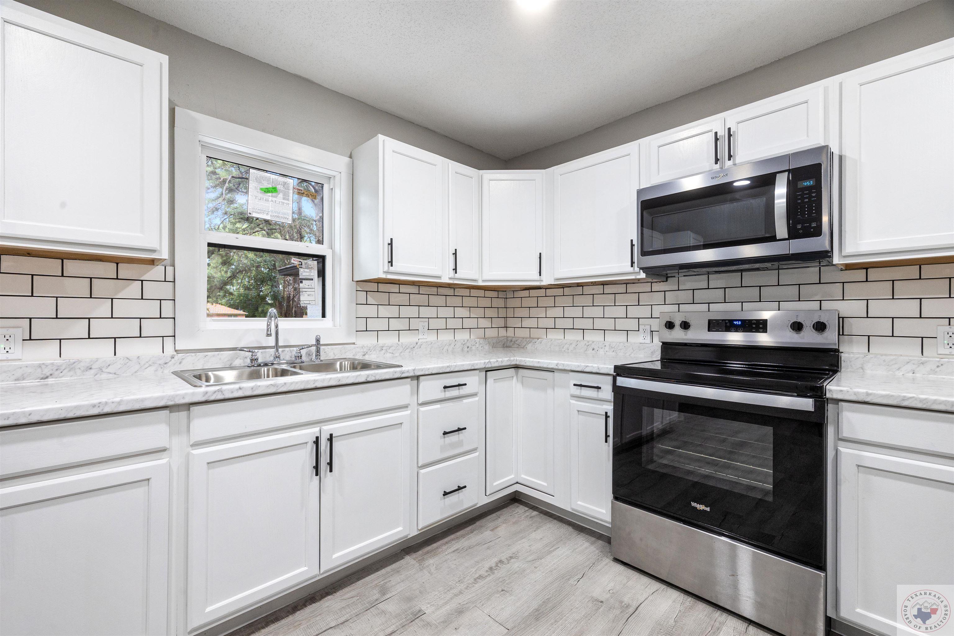 2952 Marion