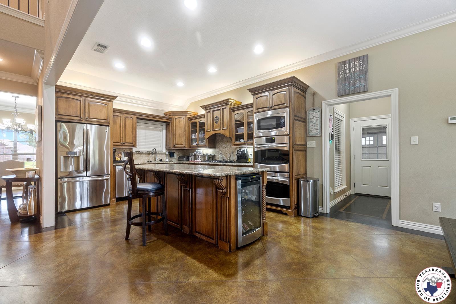 5710 Clearwood Trail