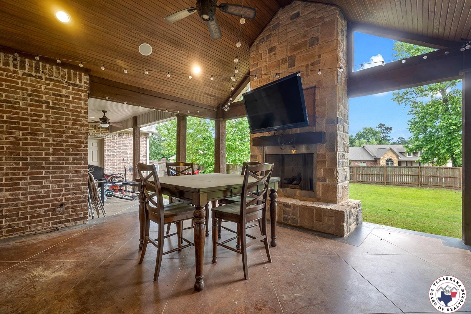 5710 Clearwood Trail