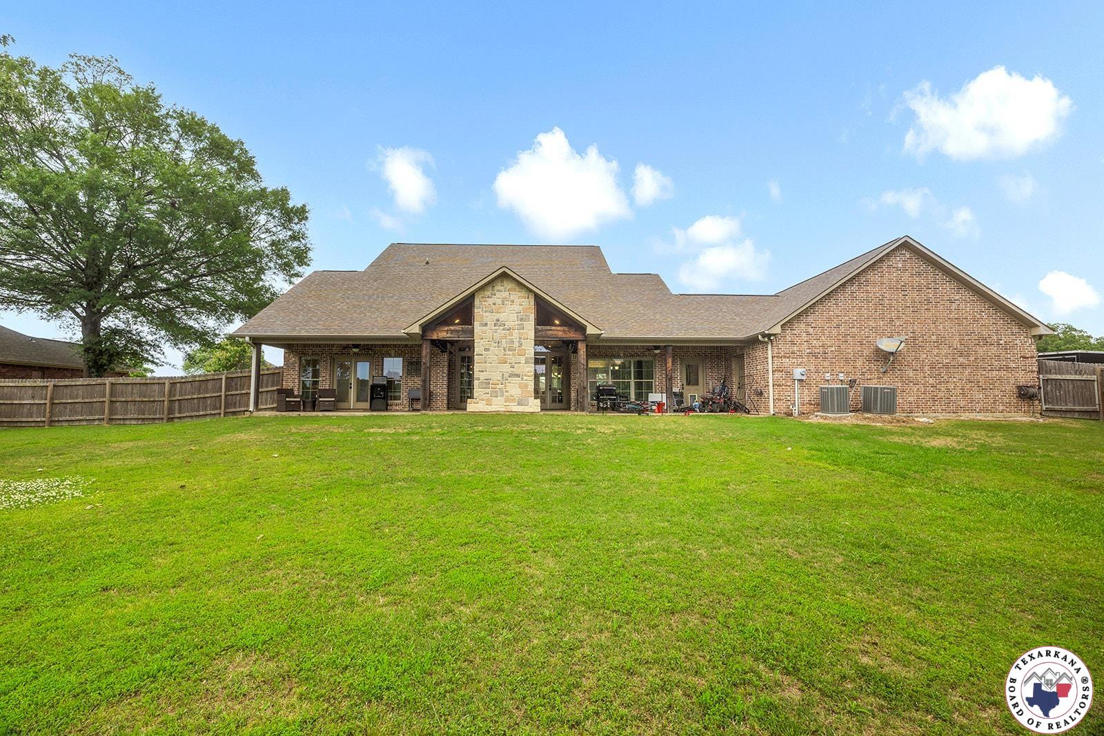 5710 Clearwood Trail