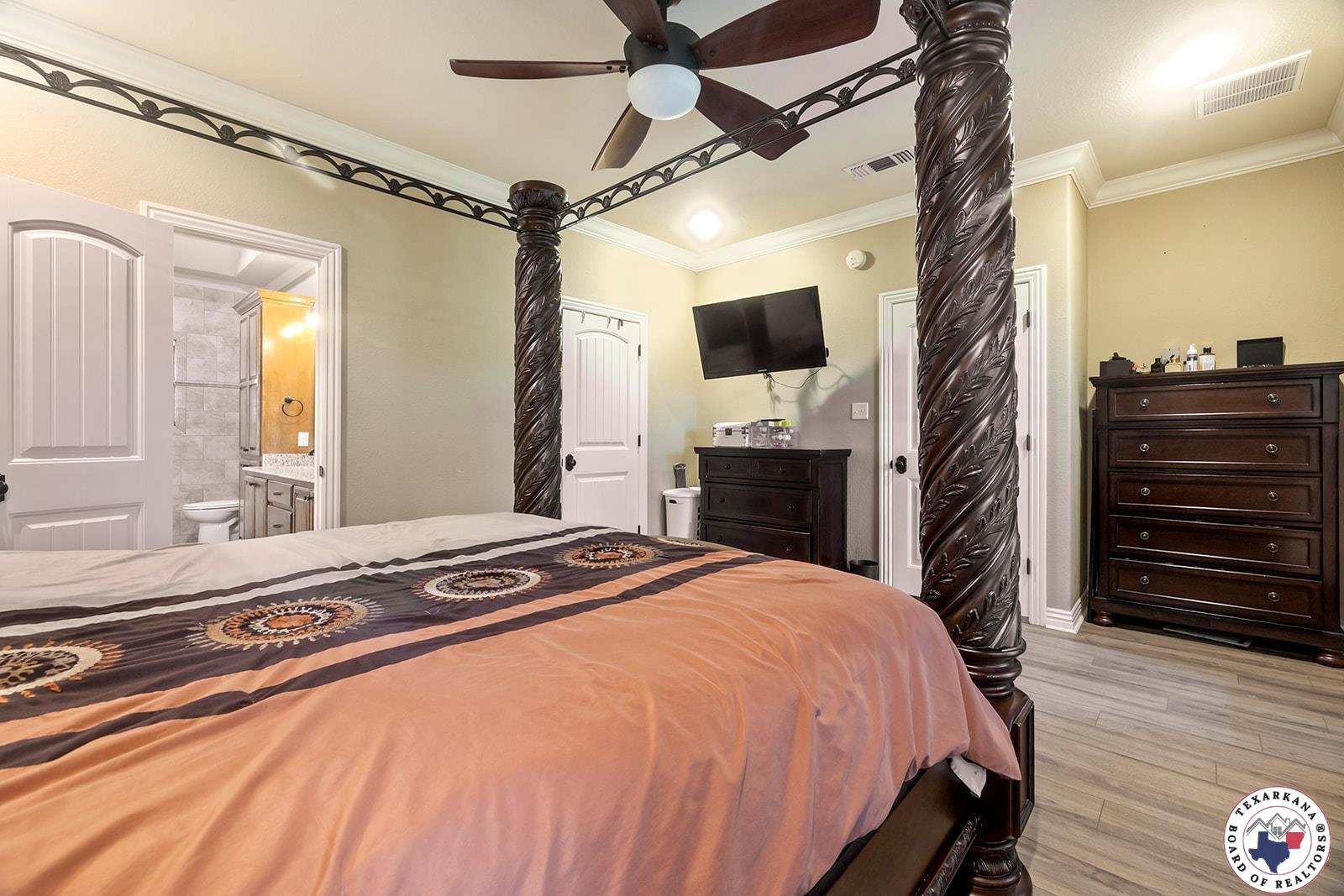 5710 Clearwood Trail