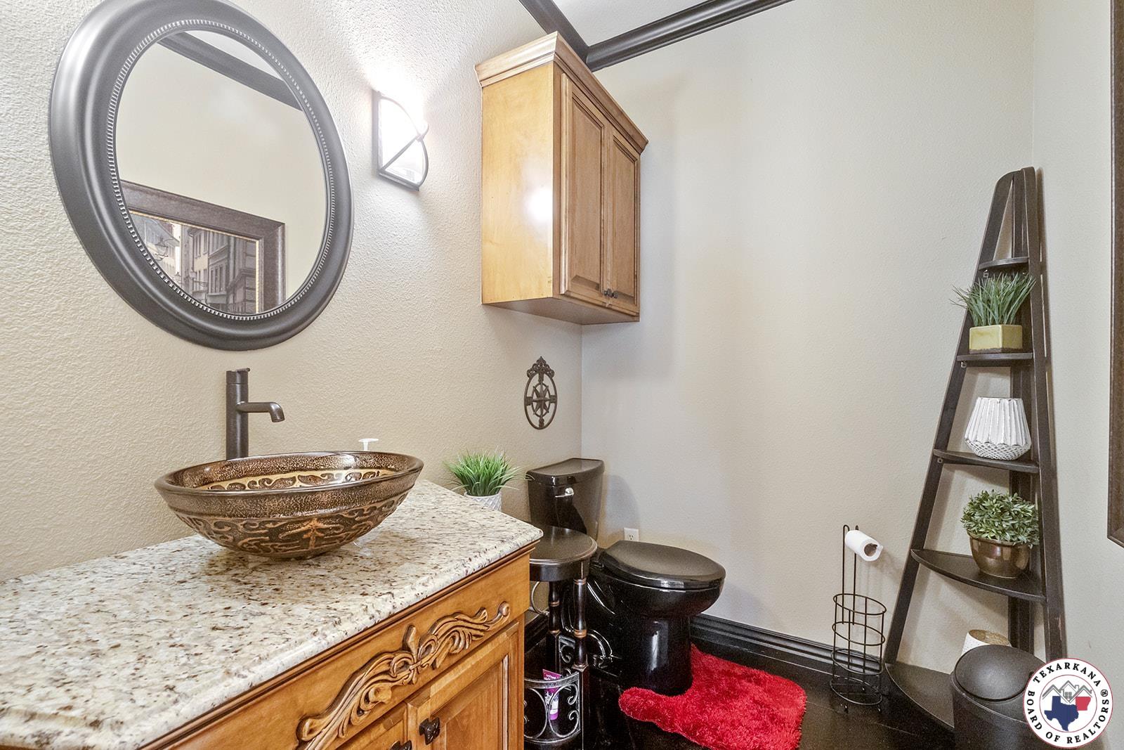 5710 Clearwood Trail