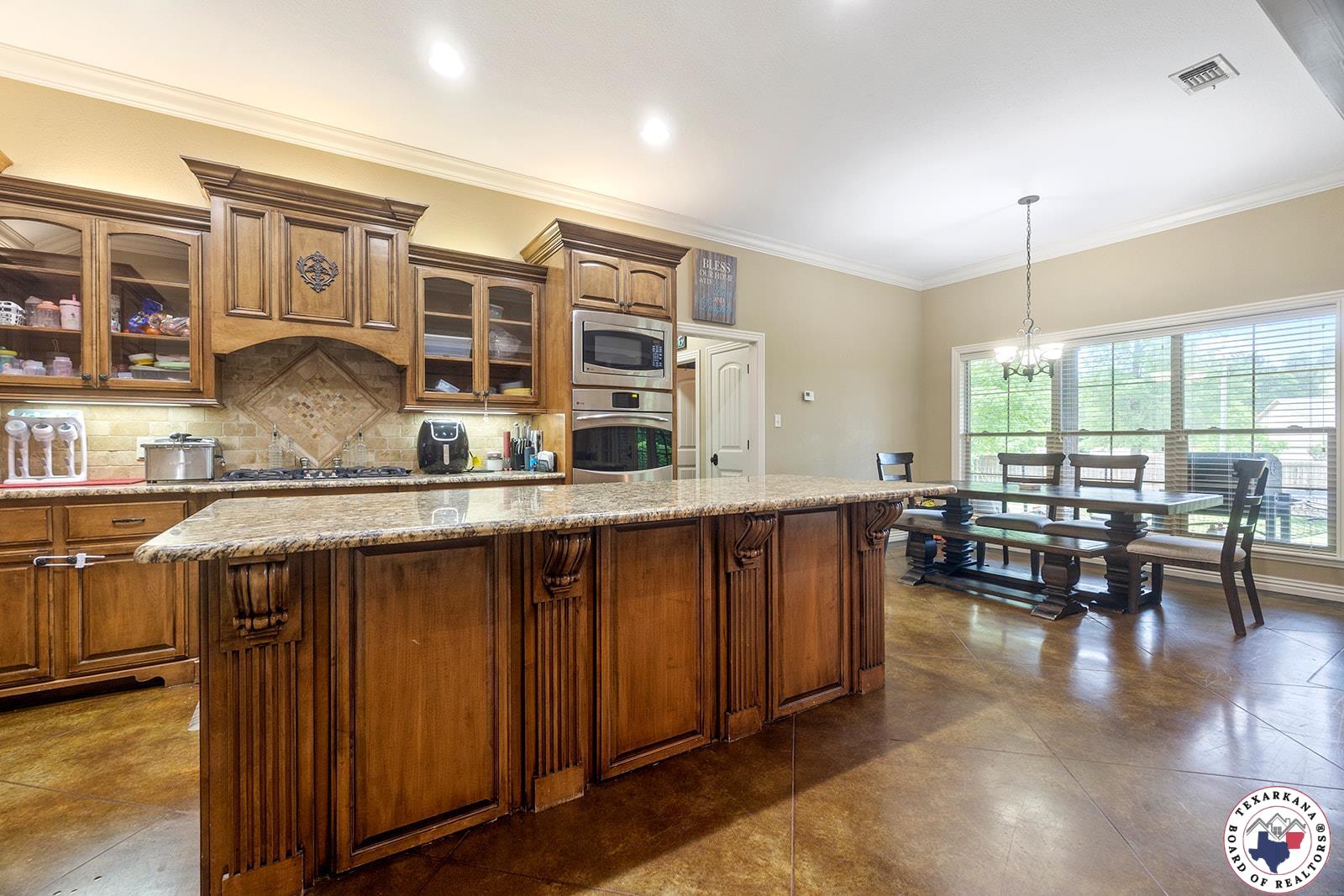 5710 Clearwood Trail