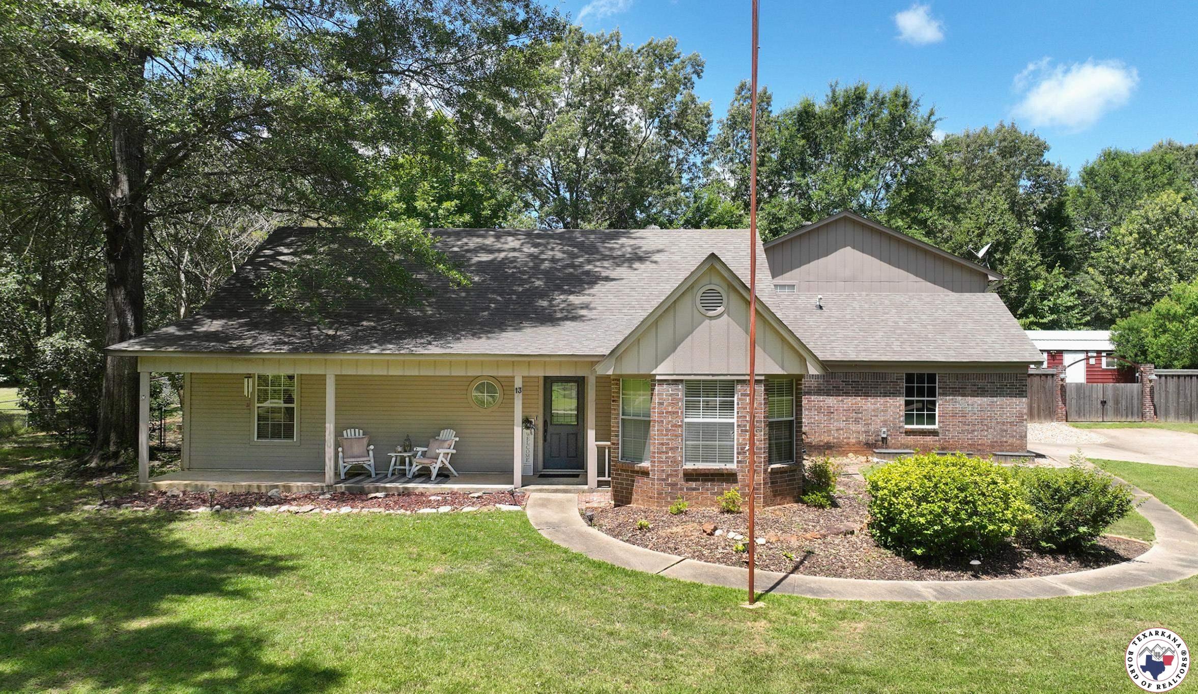 13 Timberlane St