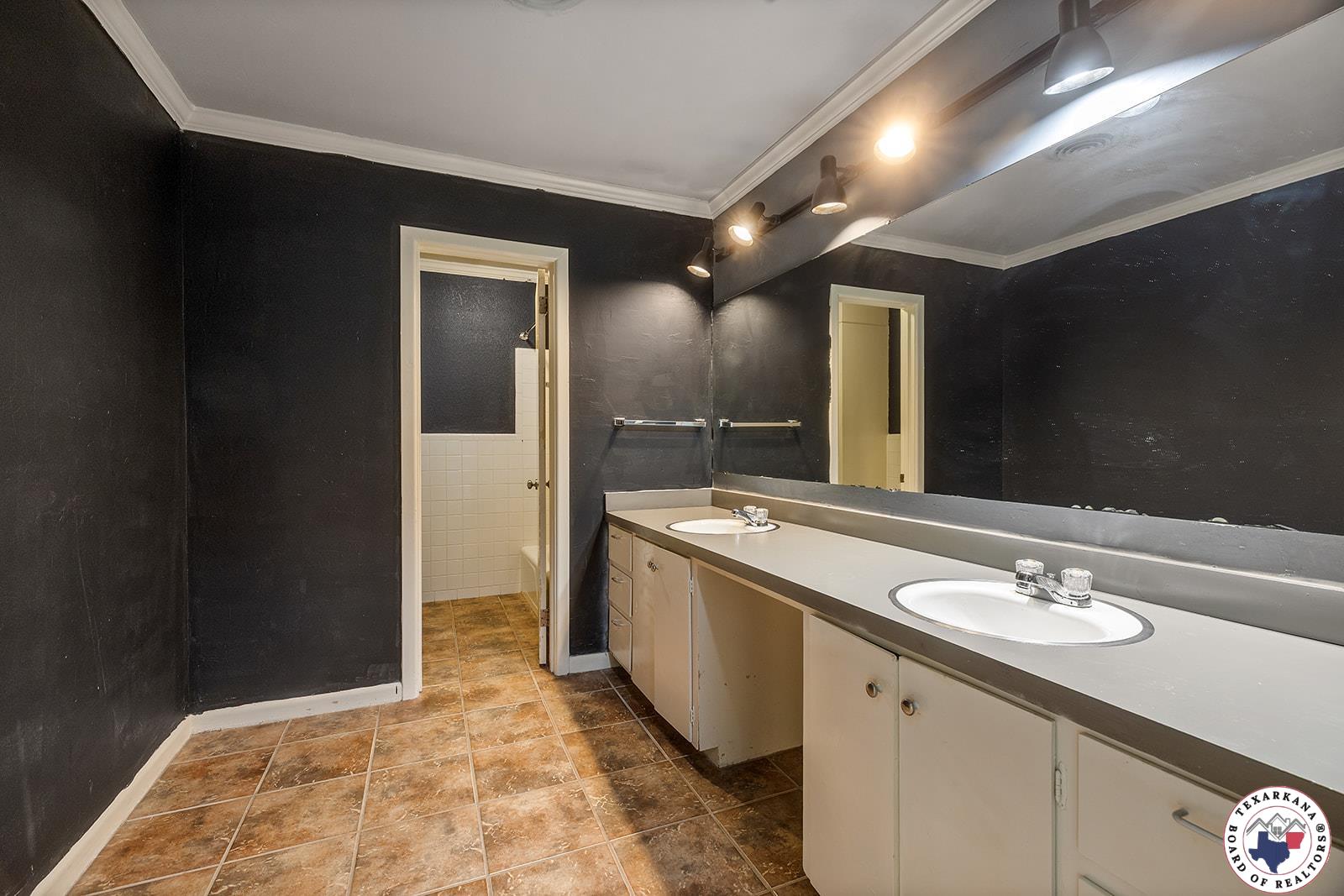 3 Blackfriar Rd