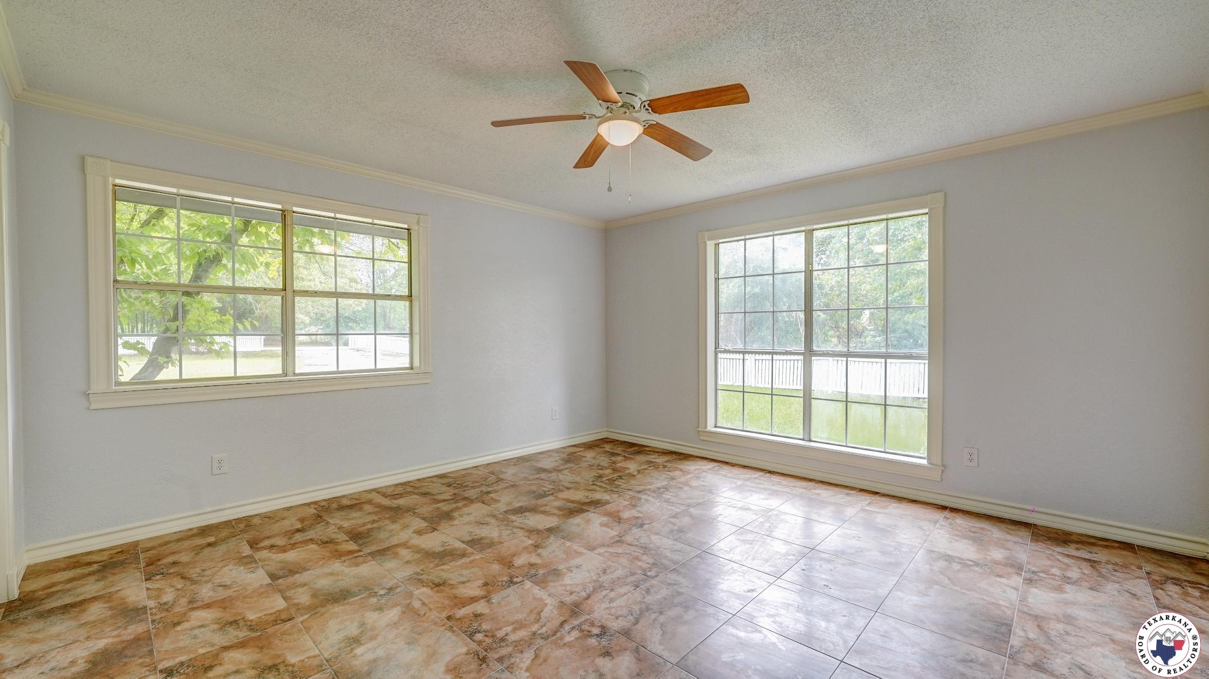 2607 Lonnie