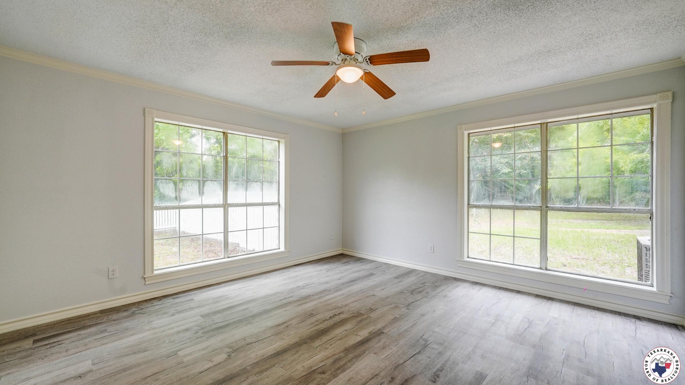 2607 Lonnie