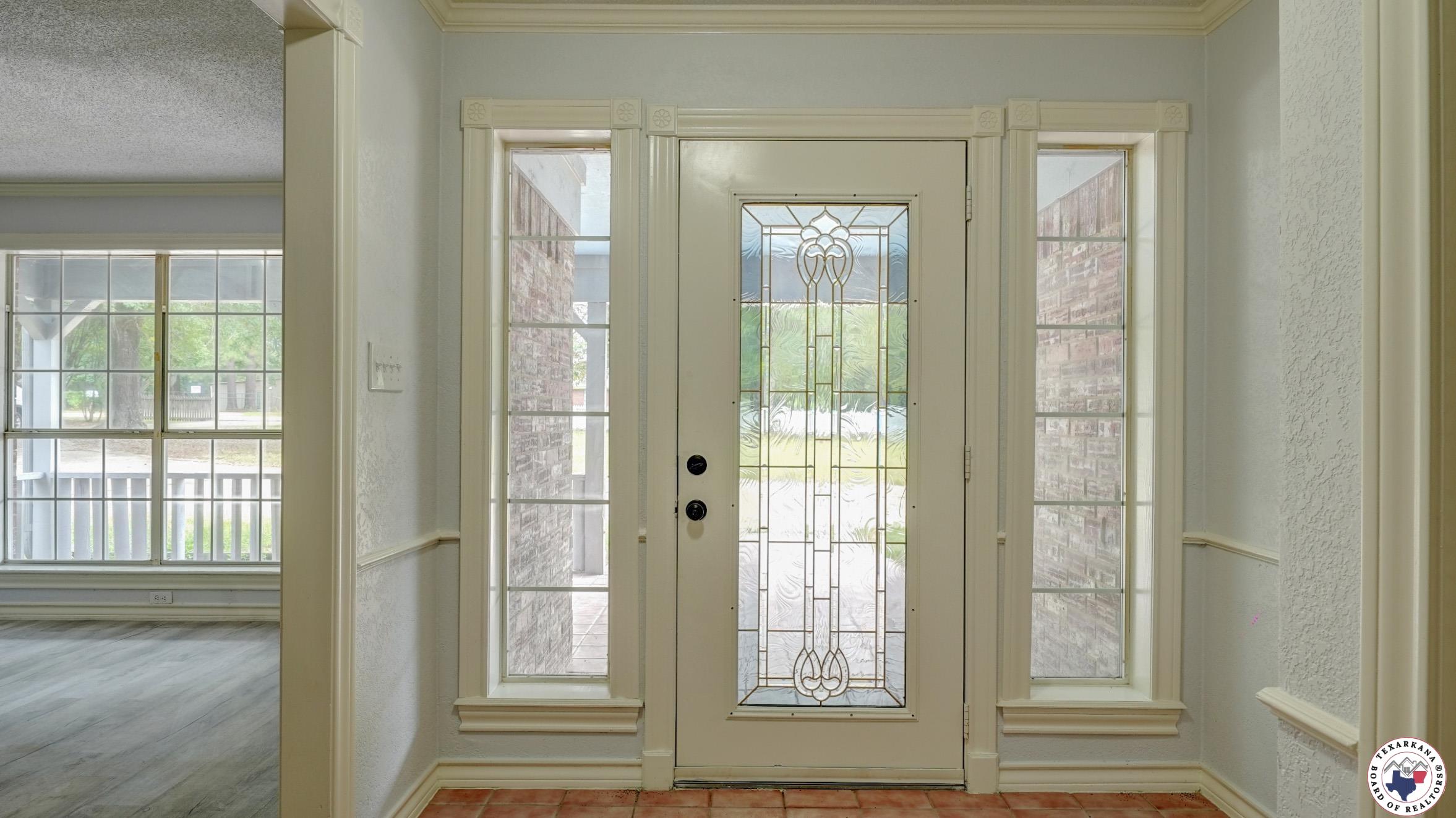 2607 Lonnie
