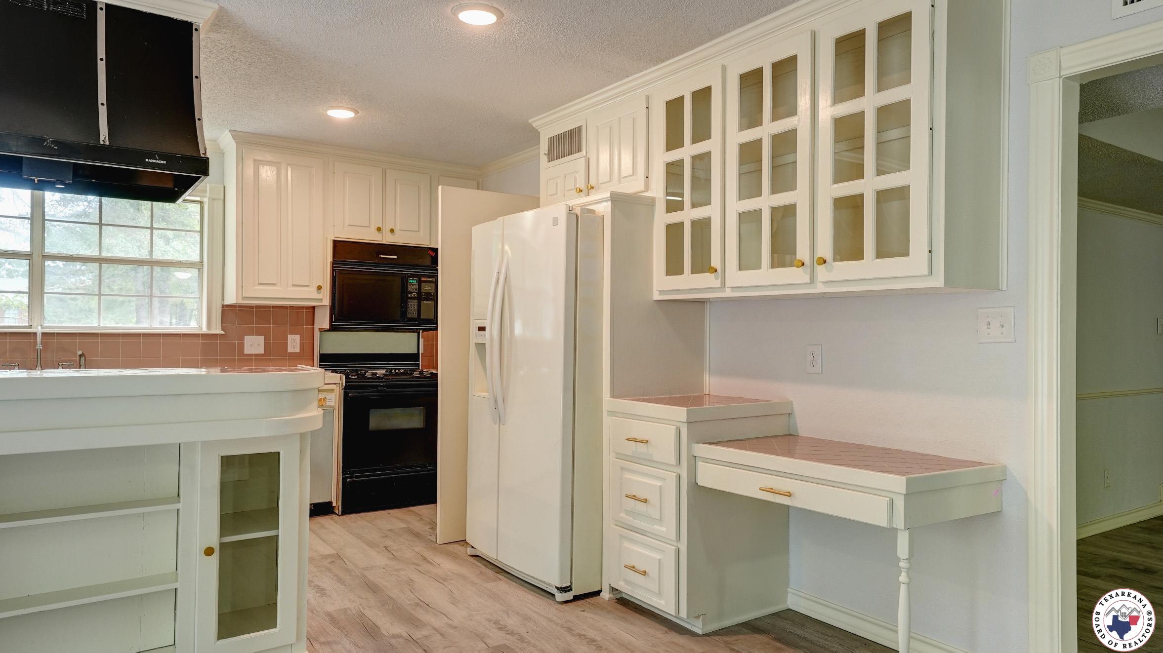 2607 Lonnie