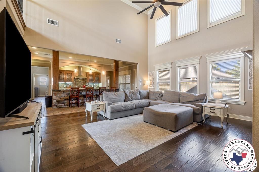 14 Lone Star Parkway