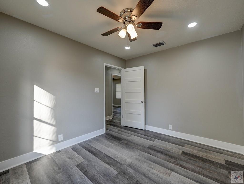 6 Reed Cir