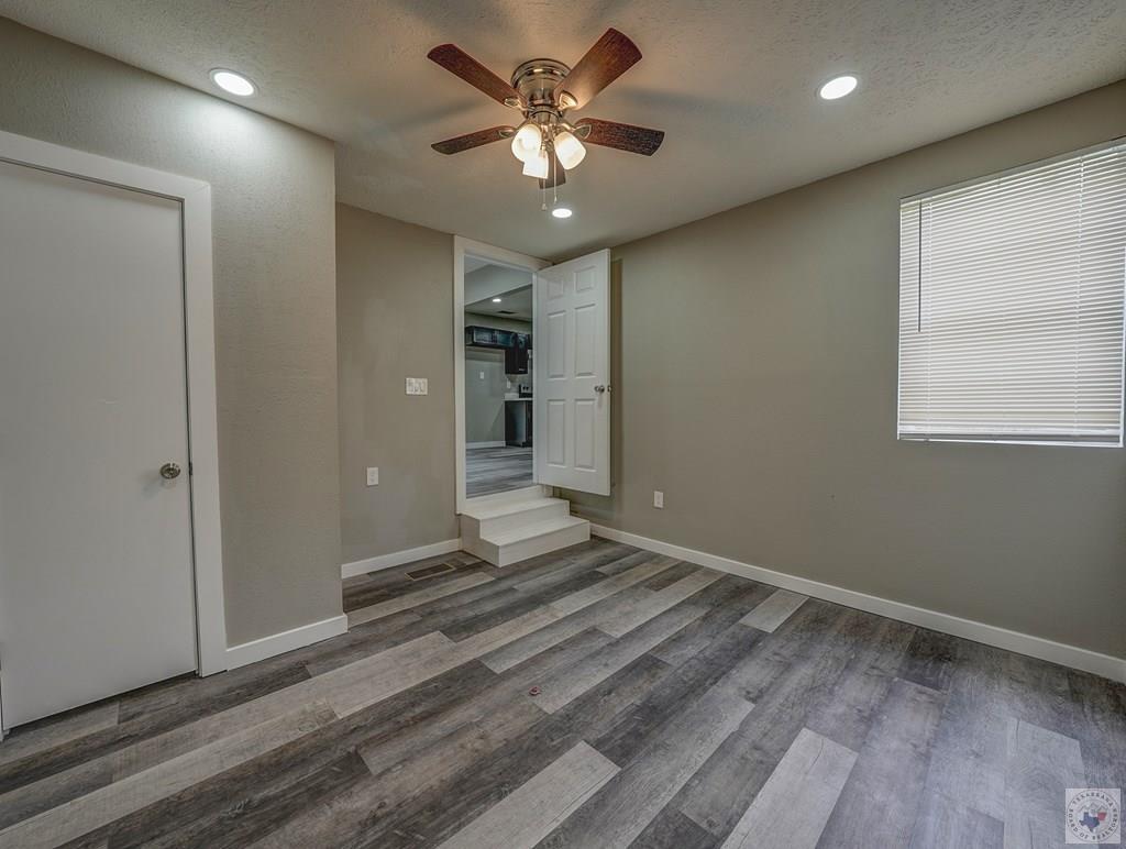 6 Reed Cir