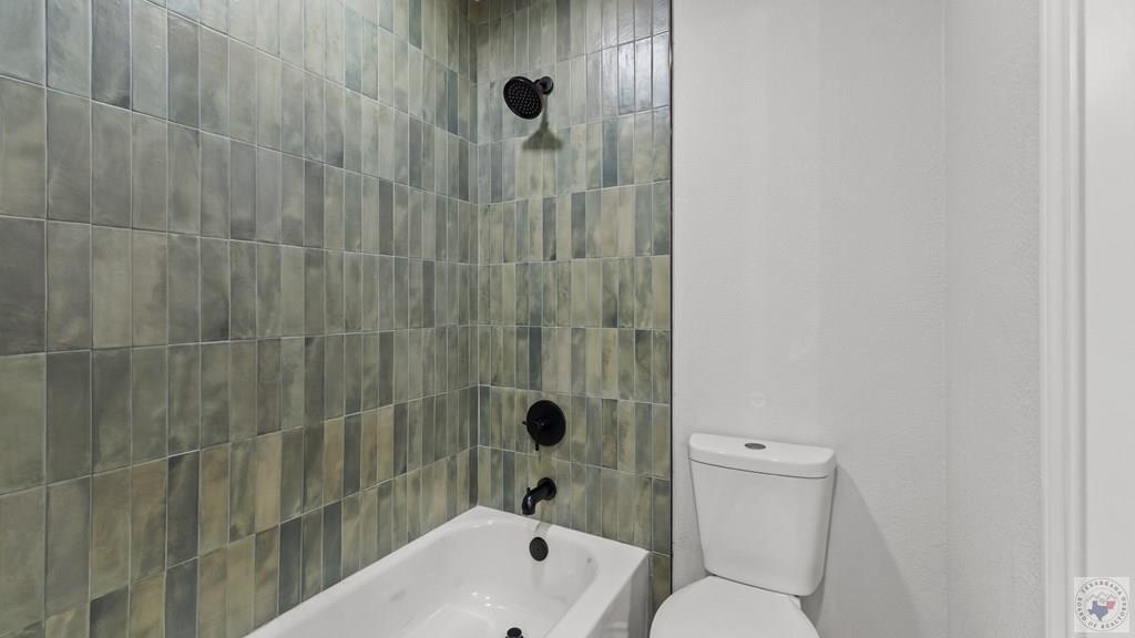 5803 Turtle Creek