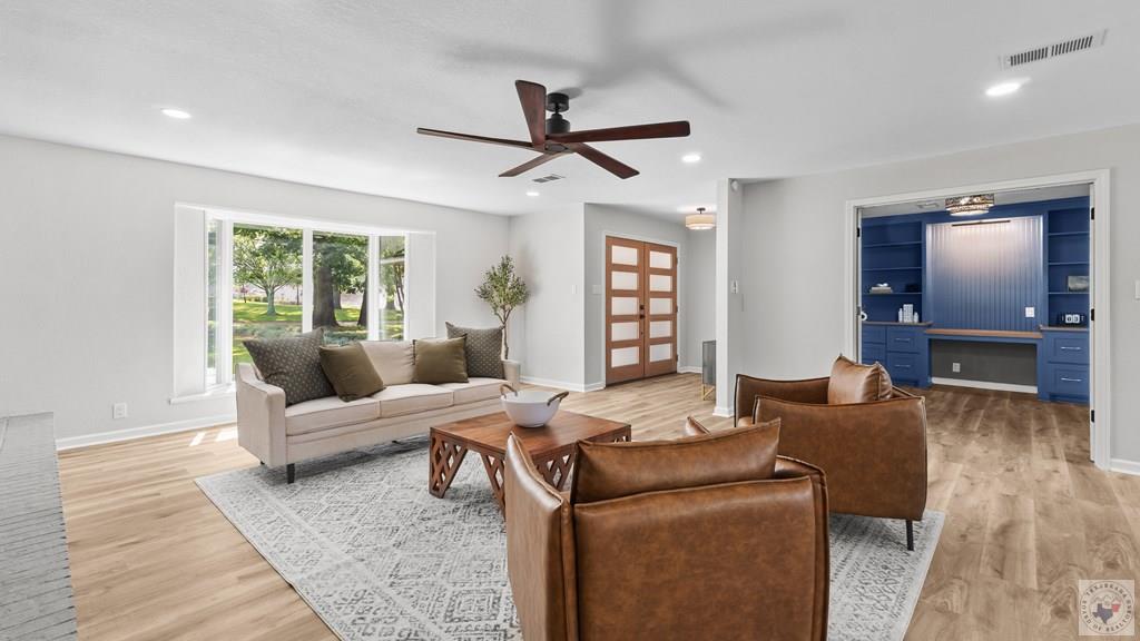5803 Turtle Creek