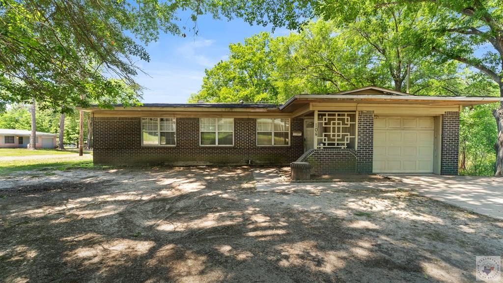 104 Park Cir