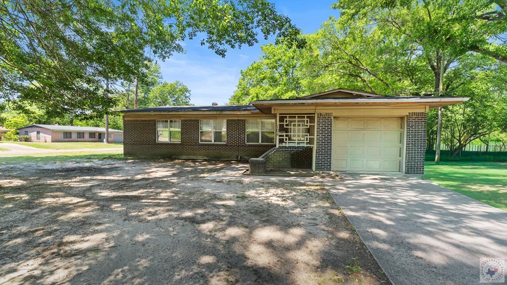 104 Park Cir