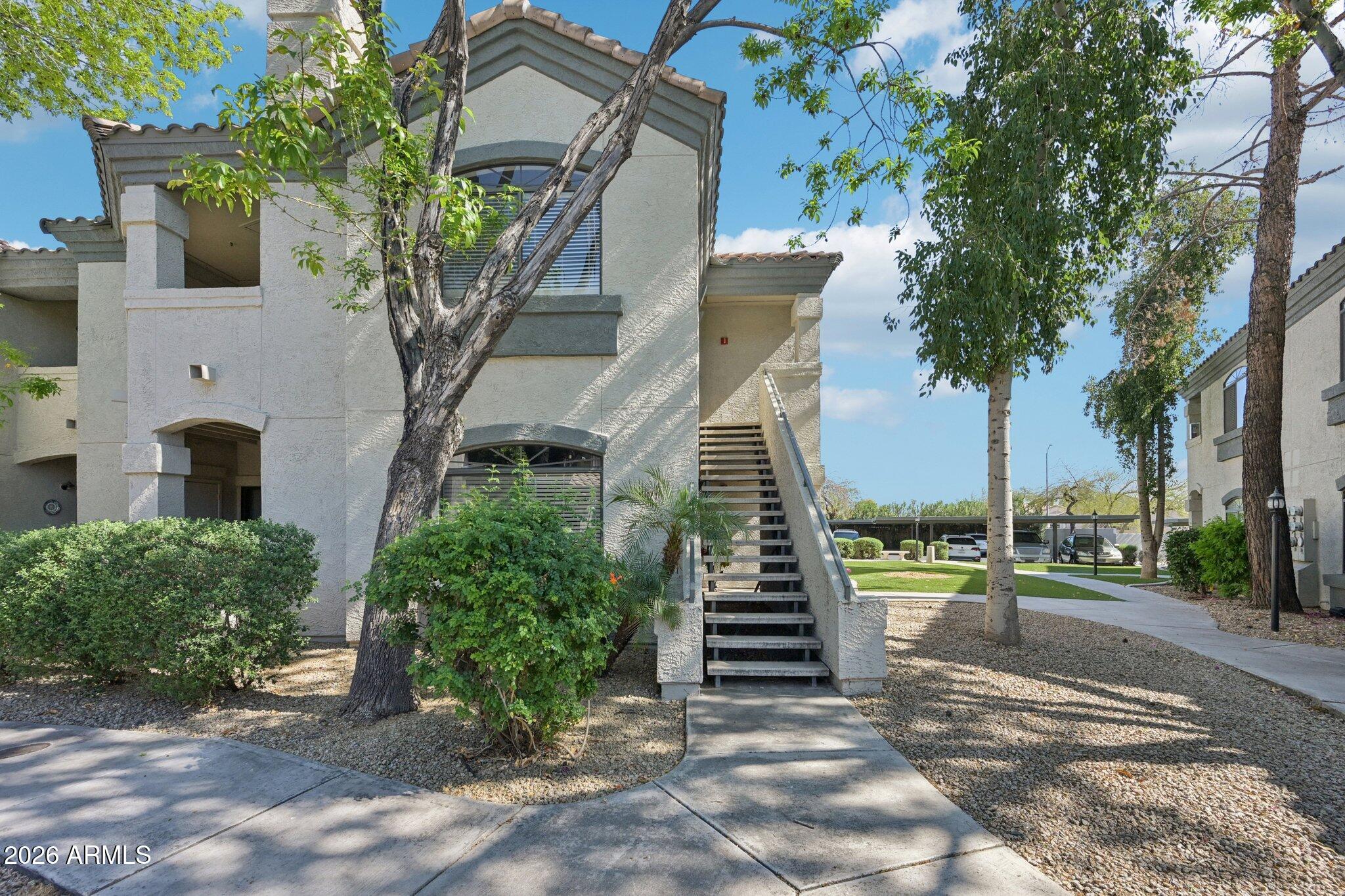 15095 N THOMPSON PEAK Parkway 2070