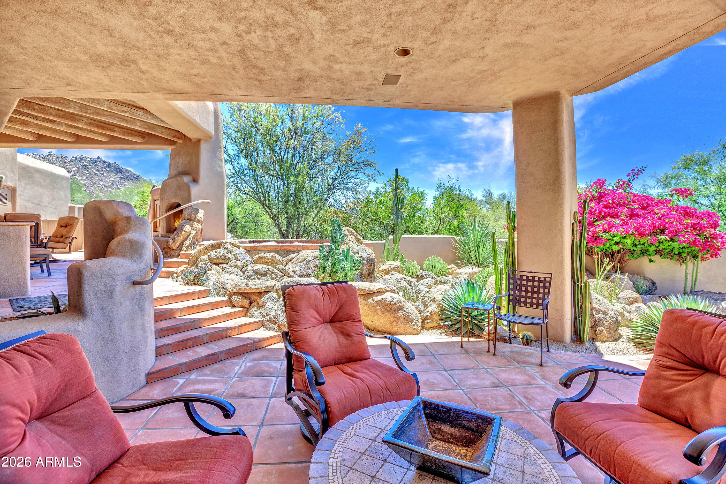 10040 E HAPPY VALLEY Road 665