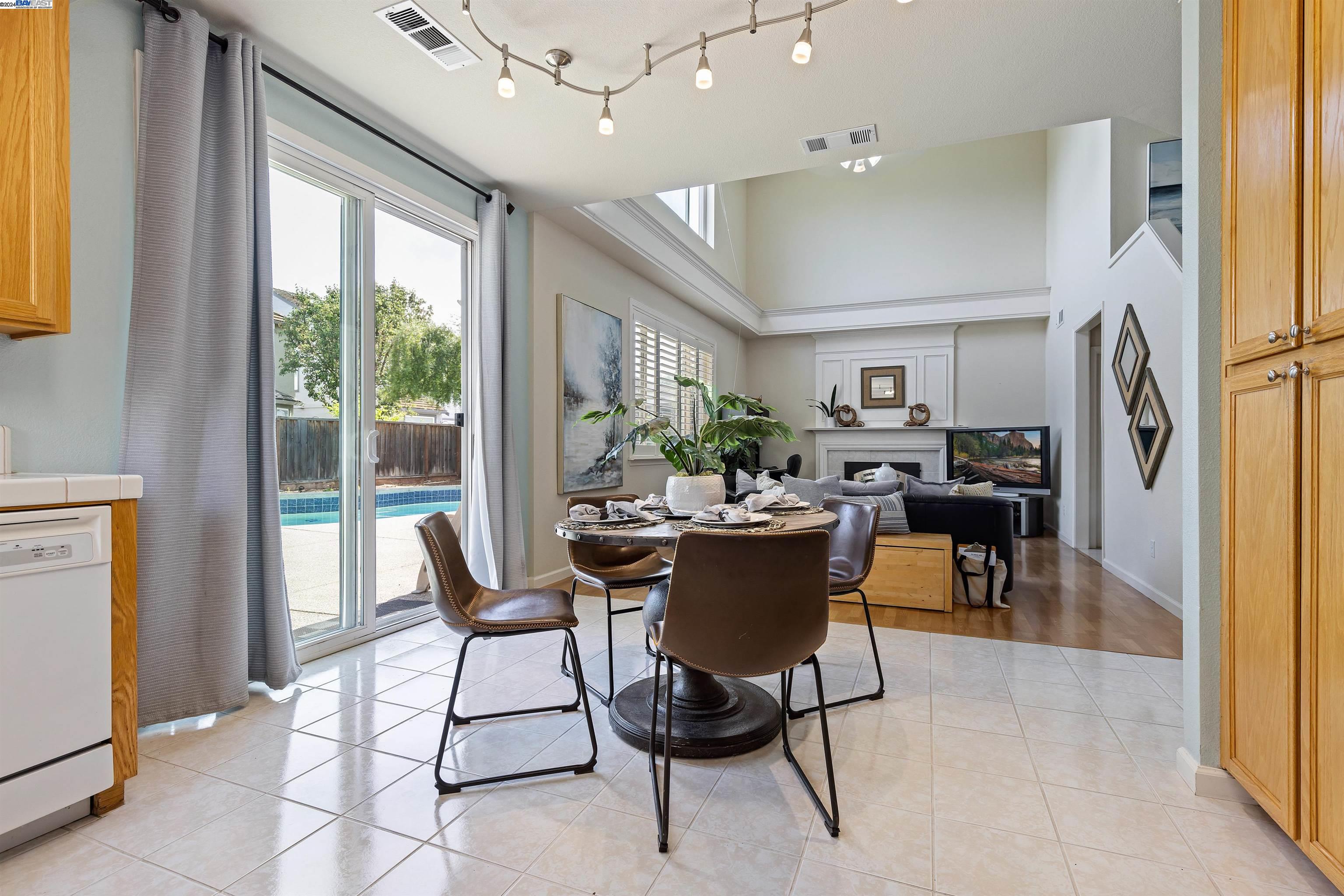 1310 STONEWOOD DR