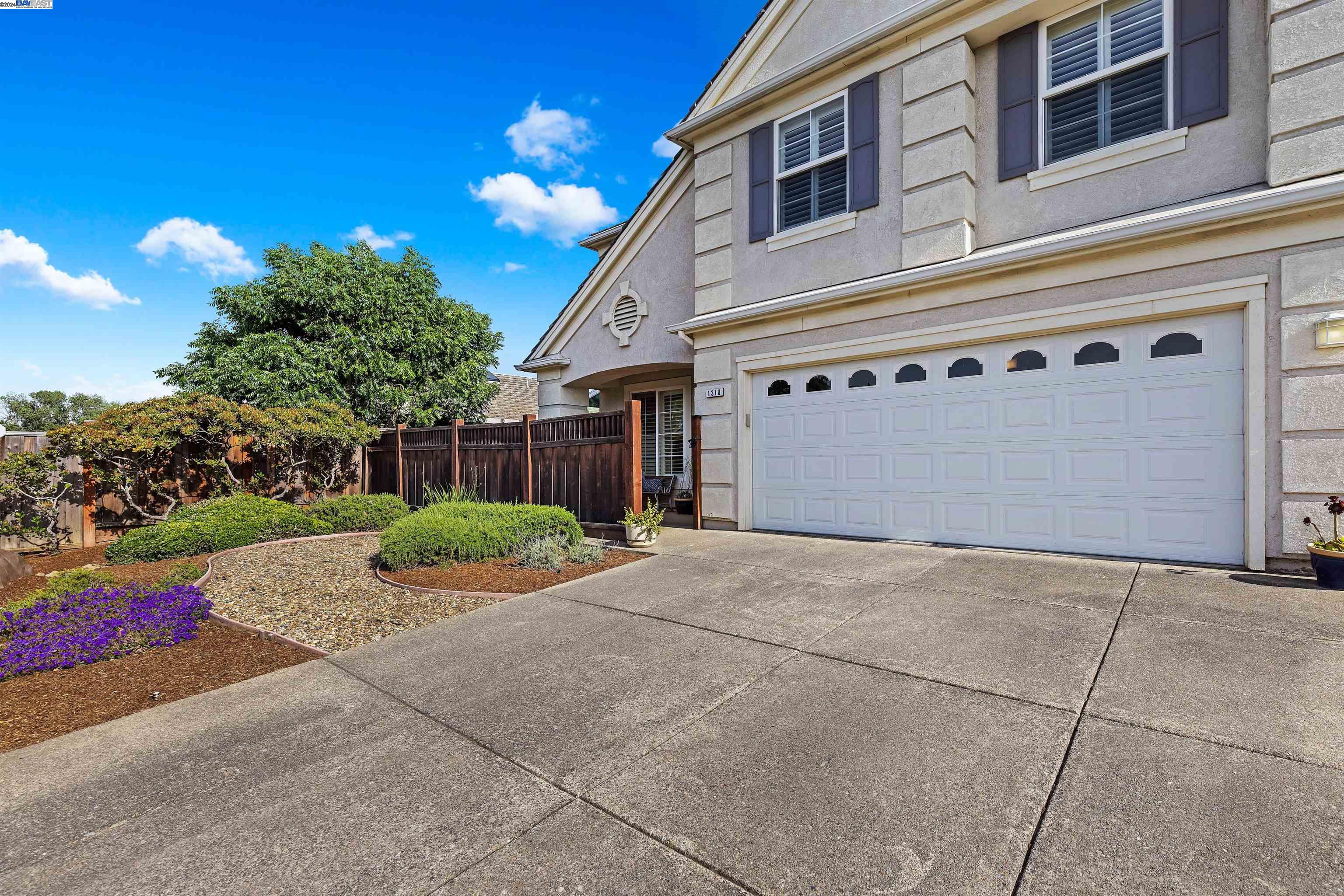 1310 STONEWOOD DR