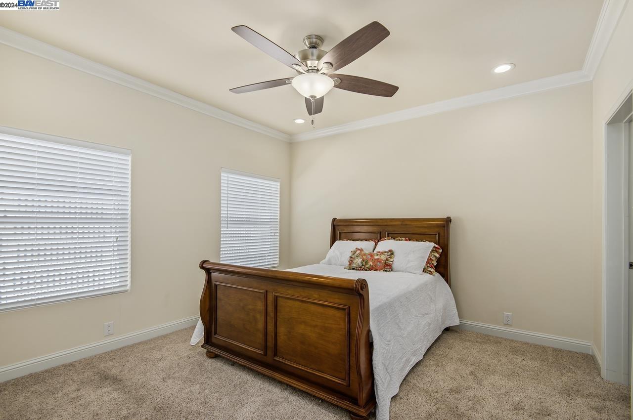 3263 Vineyard, #180 # 180