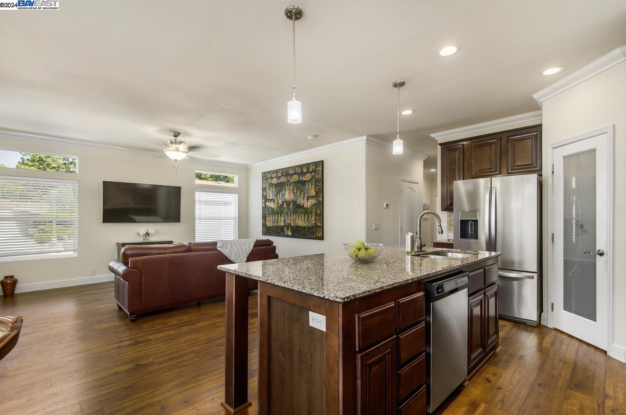 3263 Vineyard, #180 # 180