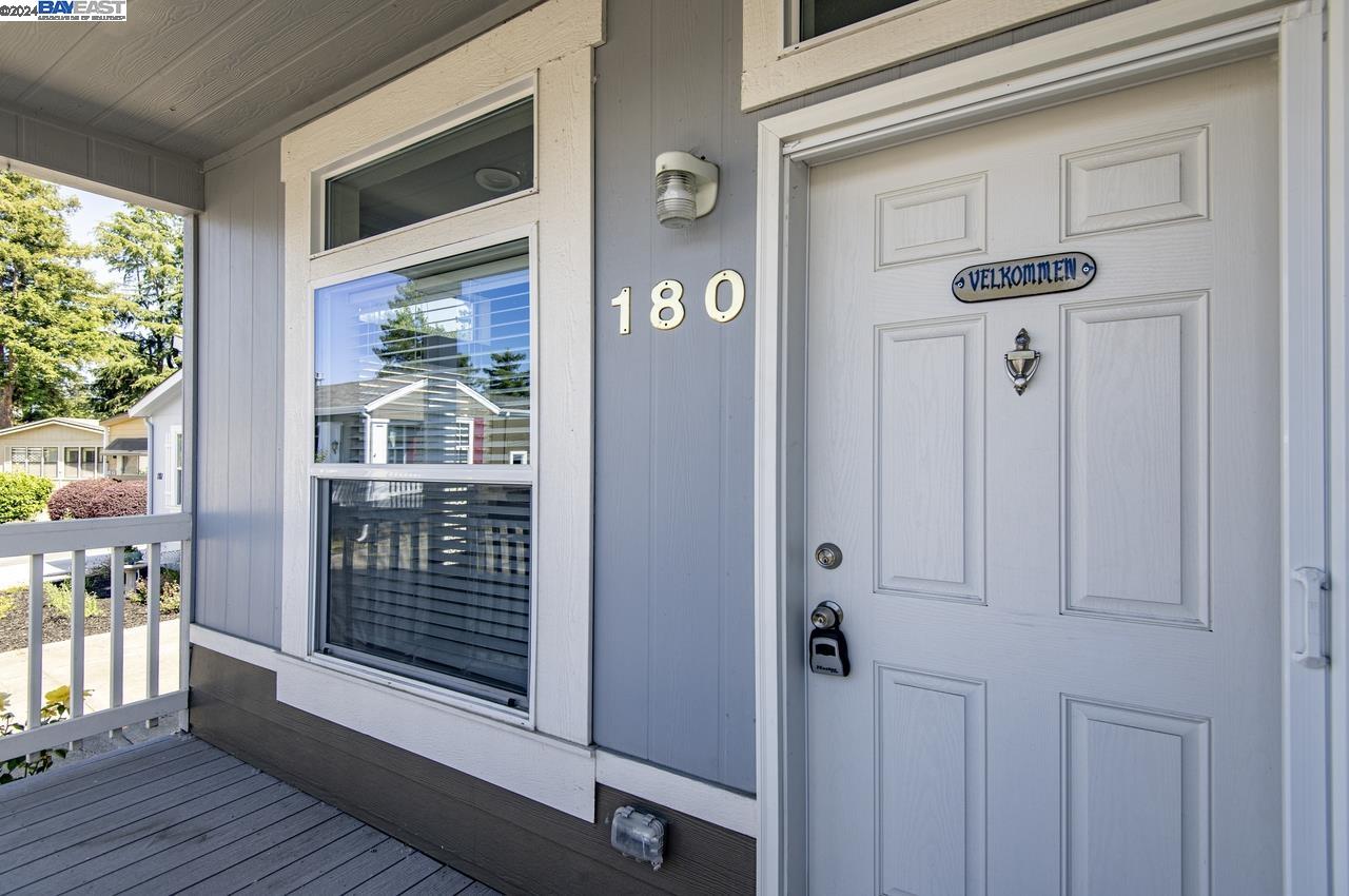 3263 Vineyard, #180 # 180
