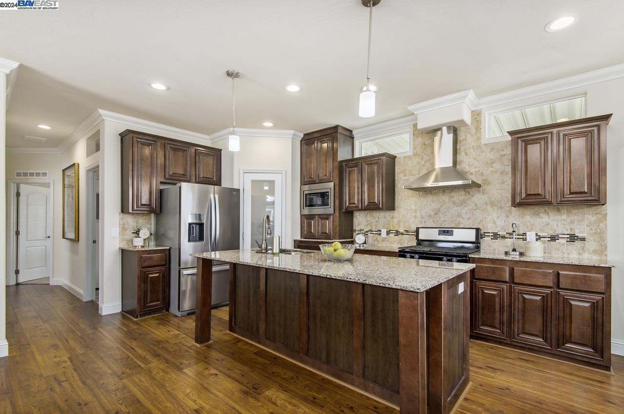 3263 Vineyard, #180 # 180