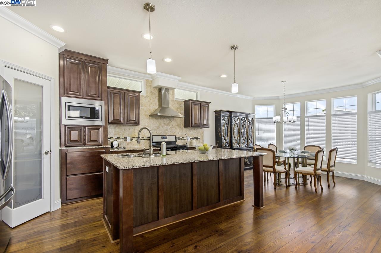 3263 Vineyard, #180 # 180