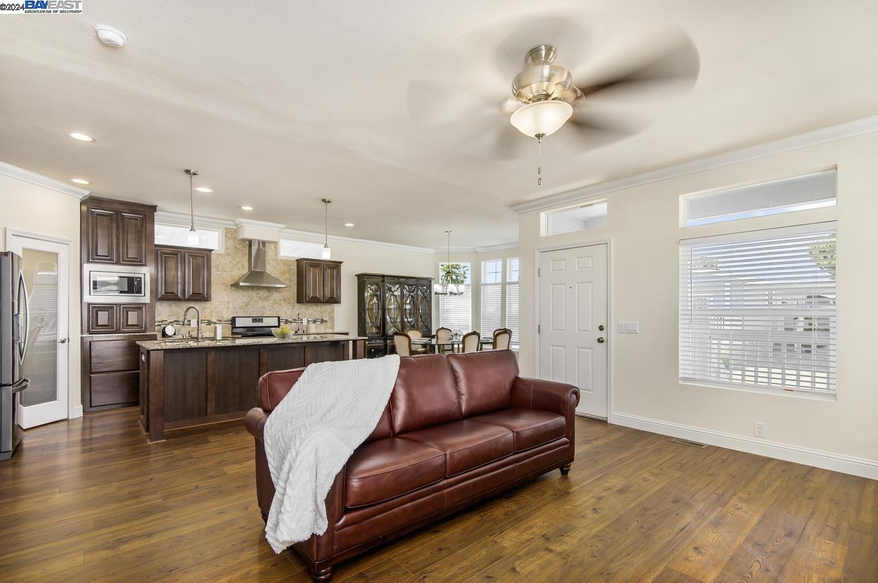 3263 Vineyard, #180 # 180
