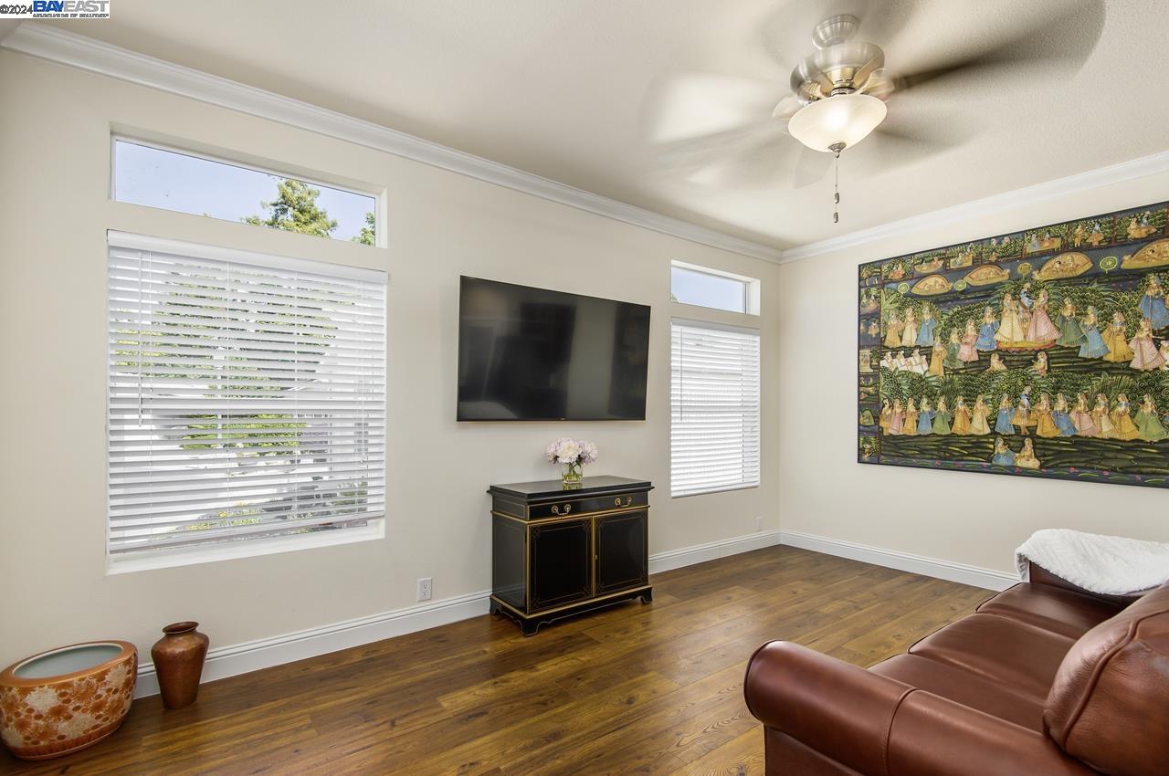 3263 Vineyard, #180 # 180