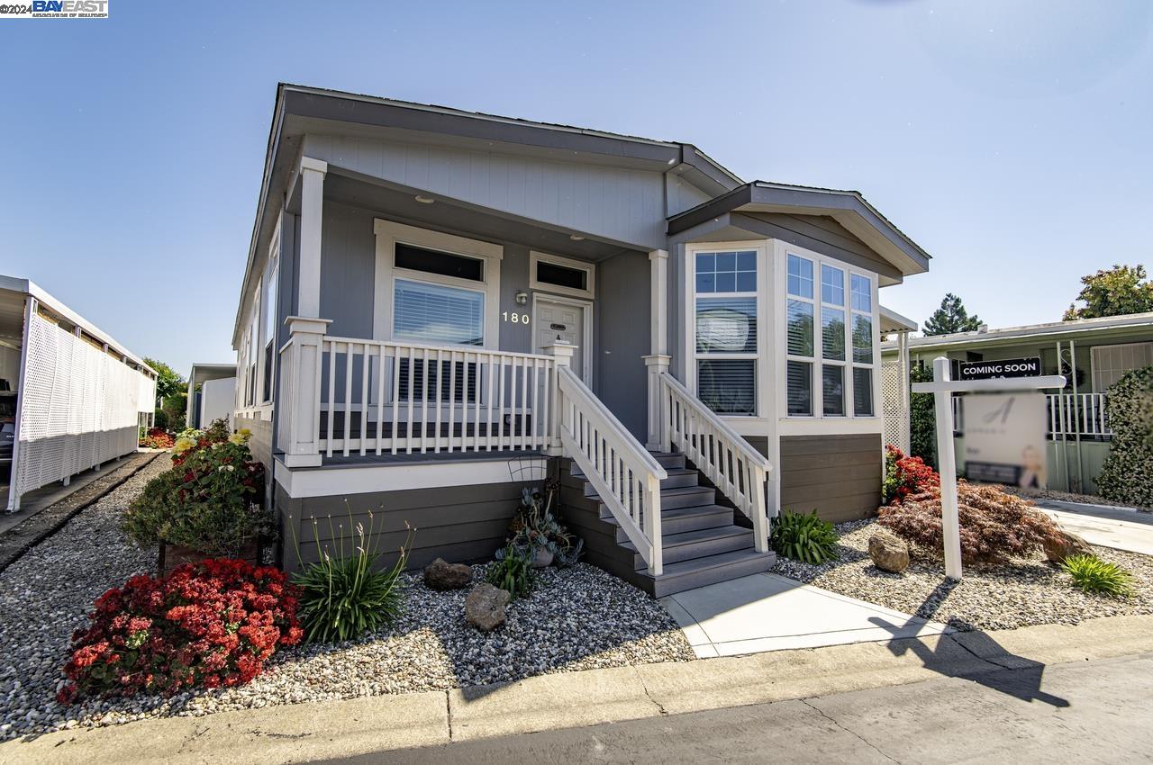 3263 Vineyard, #180 # 180