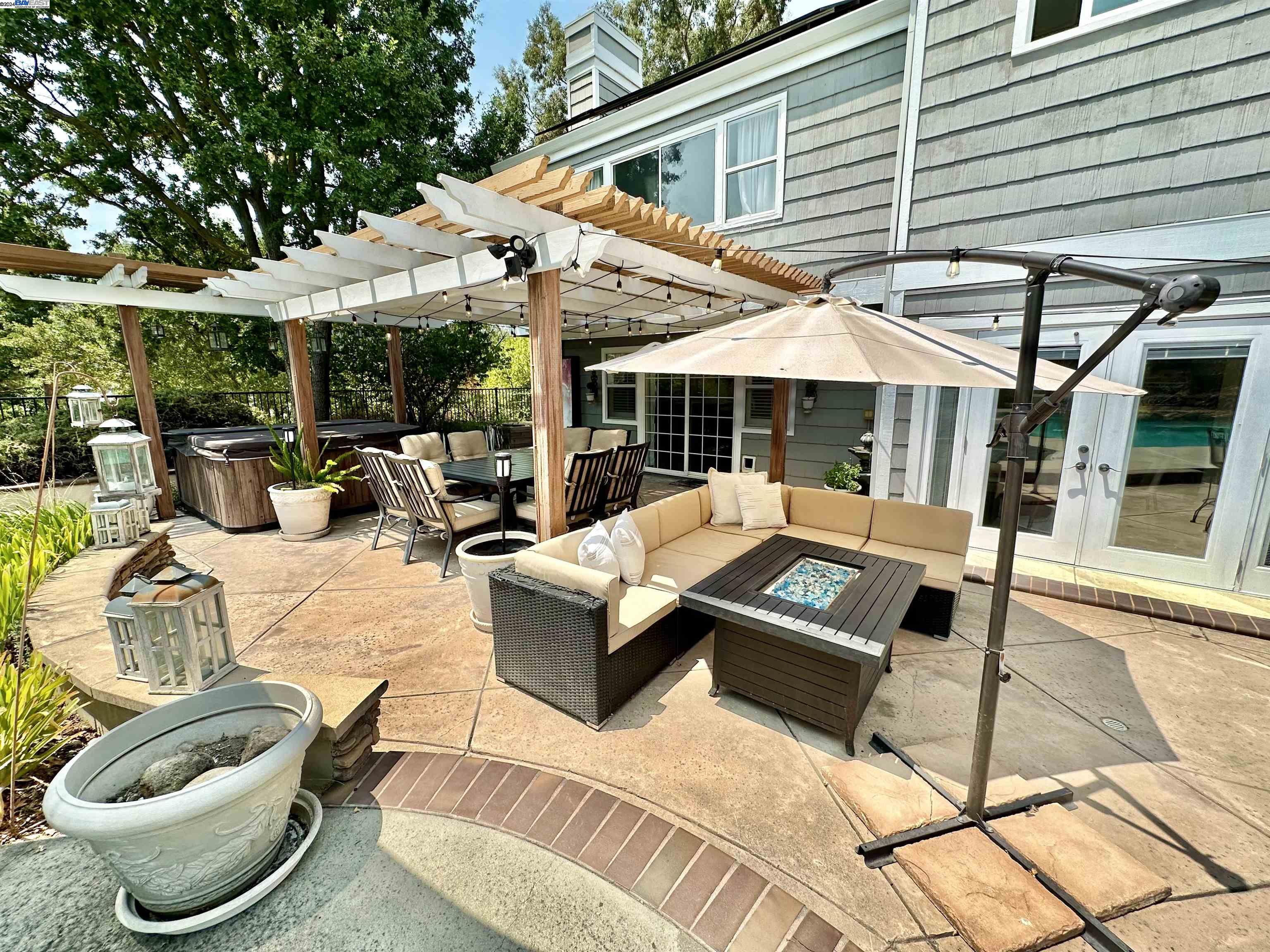 5098 Monaco Dr