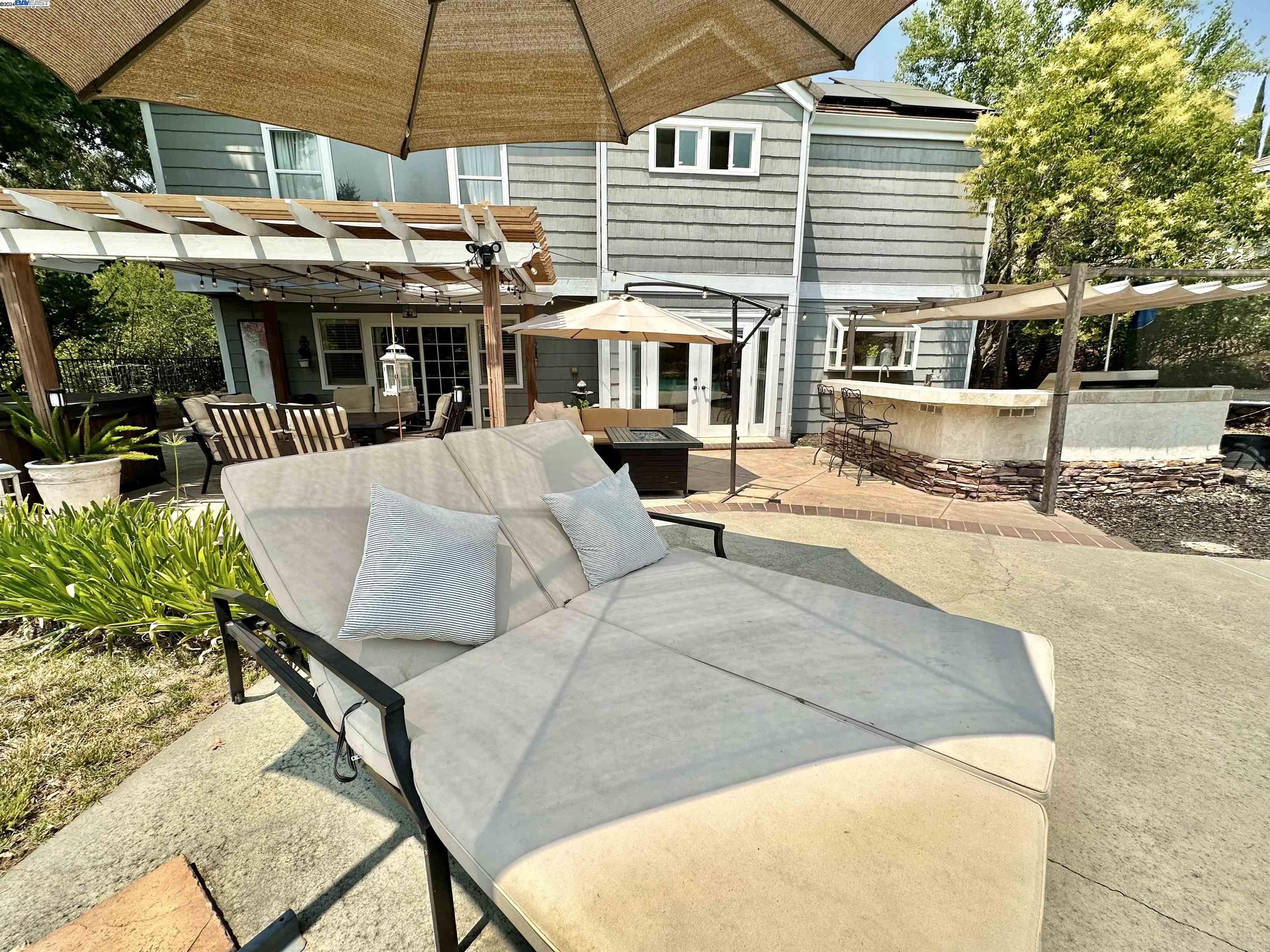 5098 Monaco Dr