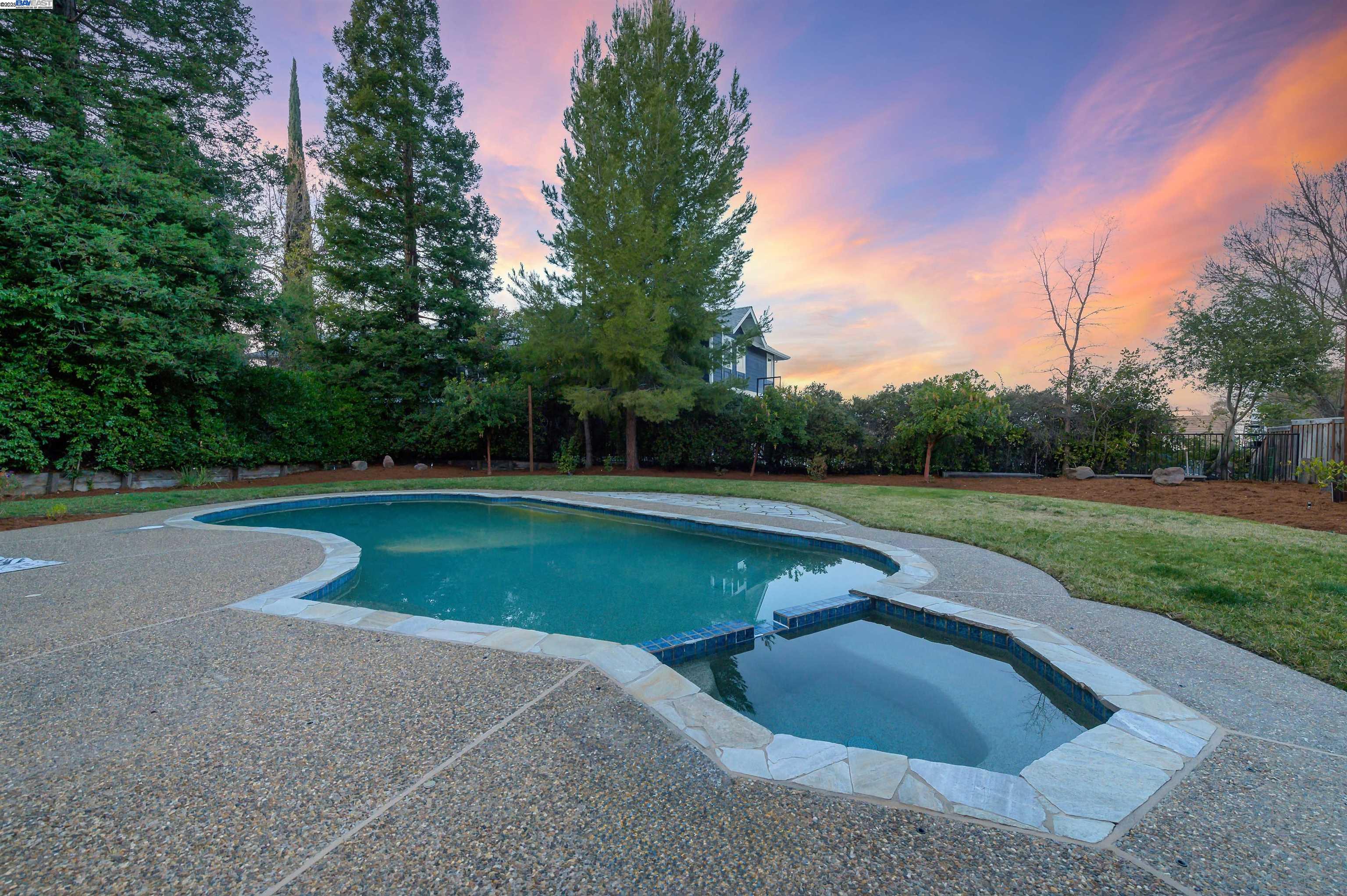 4875 Dolores Drive